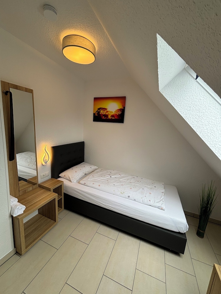 gap hotel event and more