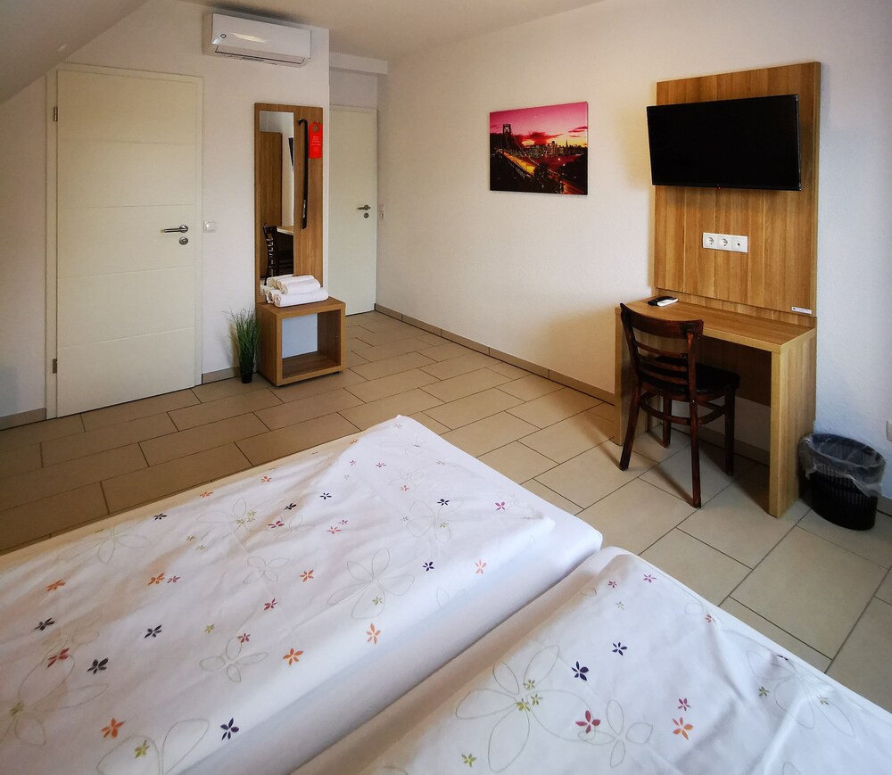 gap hotel event and more