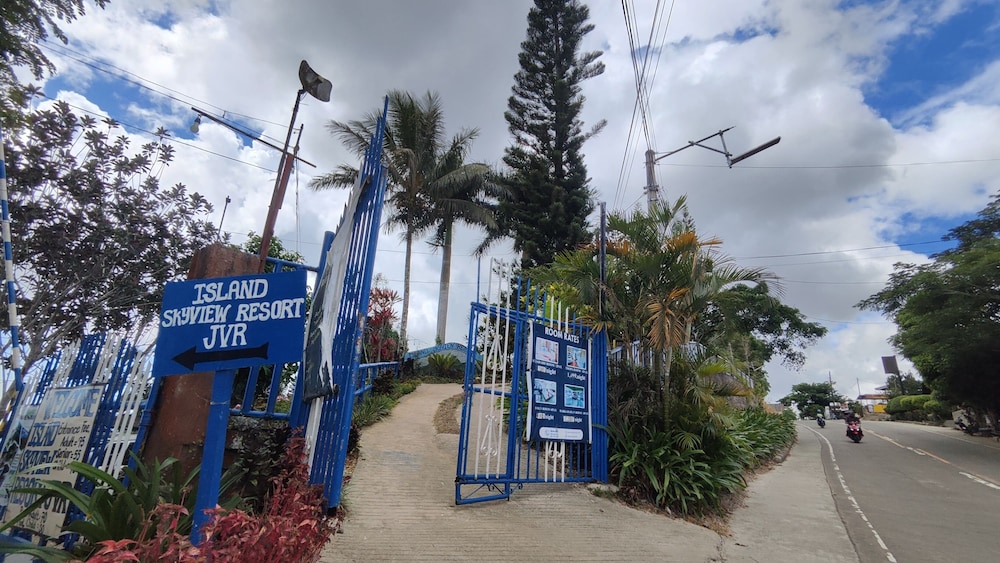 jvr island in the sky resort