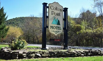 colton point motel