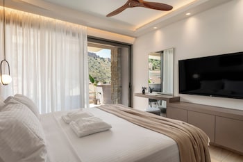 ennea muses rooms and suites