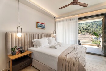 ennea muses rooms and suites