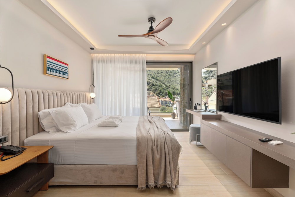 ennea muses rooms and suites