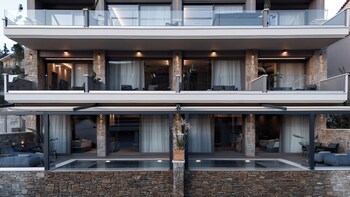 ennea muses rooms and suites