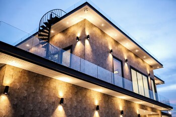 tiger house river kwai