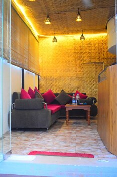 roshni the luxury guest house