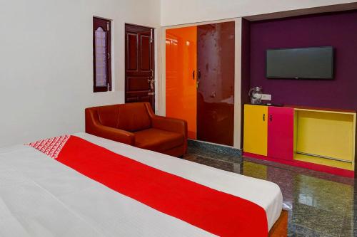 Oyo 822990 Dhanas Best Ambience,,2 star