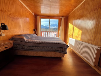 hostal piedra santa