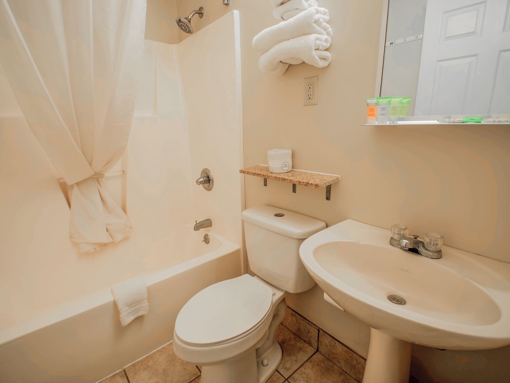 sportsmans inn plymouth 252 793 3095