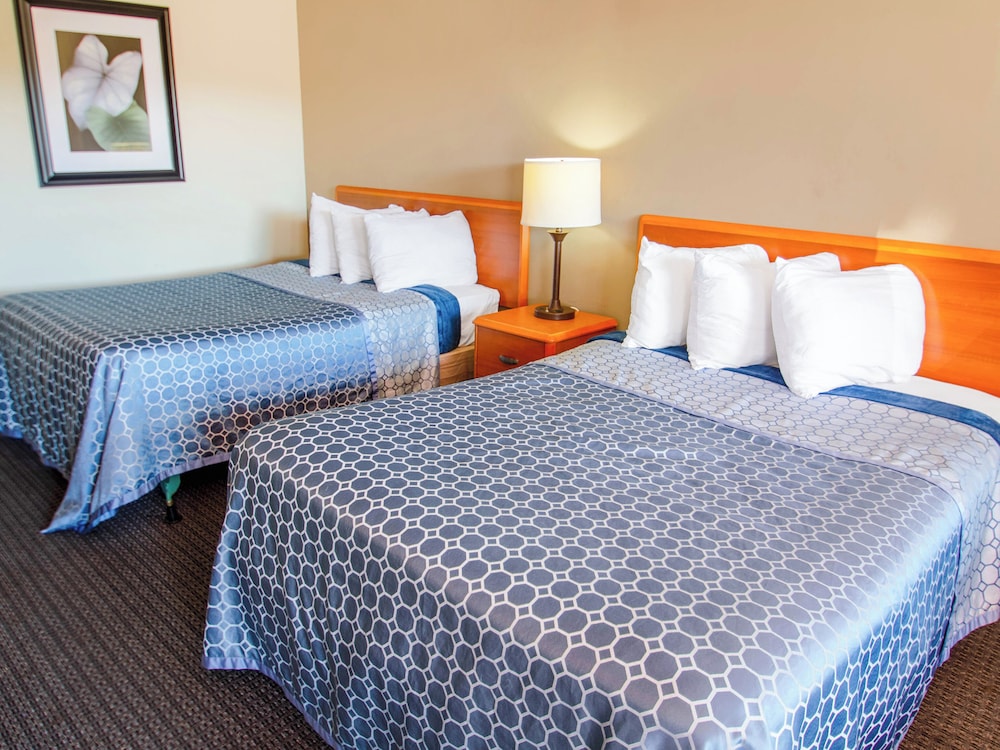 sportsmans inn plymouth 252 793 3095