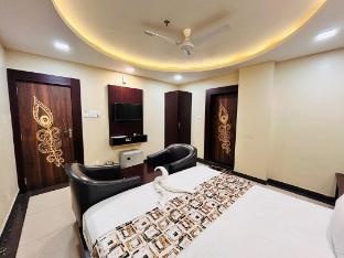 the metropol hotel siwan