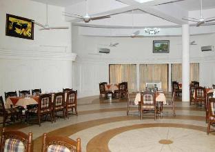 hermitage huts tourist resort