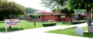 hermitage huts tourist resort