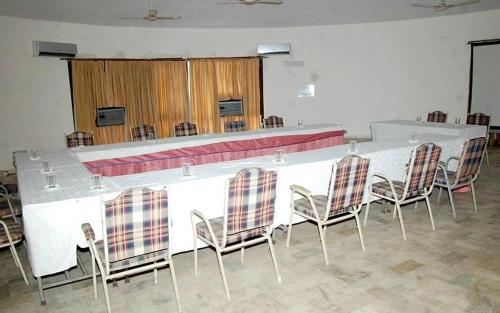 hermitage huts tourist resort