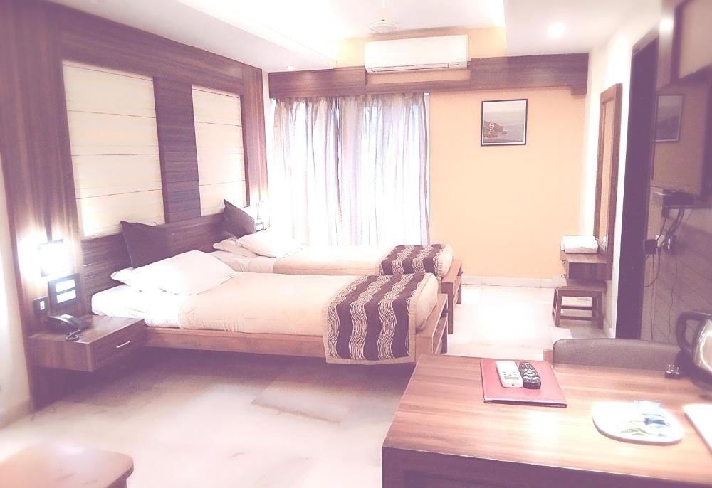 hotel madhuvan serai