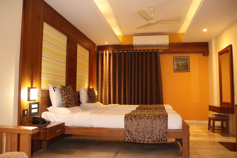 hotel madhuvan serai