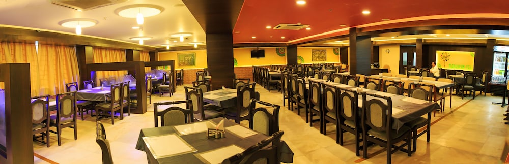 hotel madhuvan serai