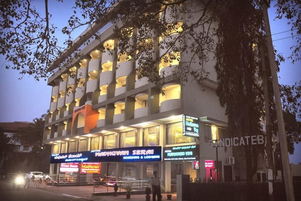 hotel madhuvan serai