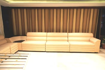 hotel madhuvan serai