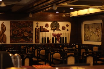 hotel madhuvan serai