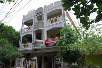 nanda mohan homestay