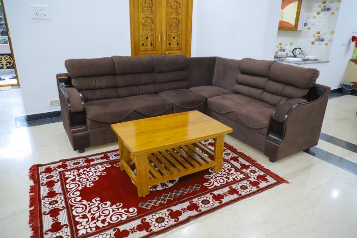 nanda mohan homestay