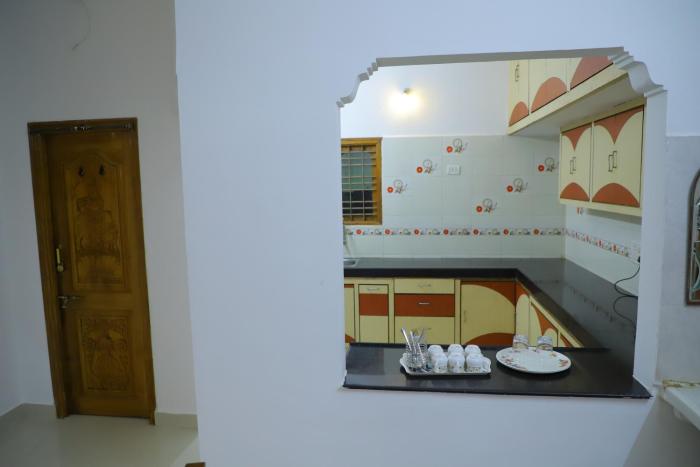 nanda mohan homestay