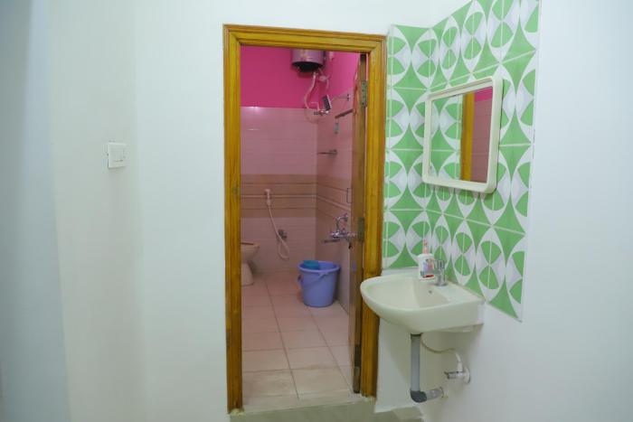 nanda mohan homestay