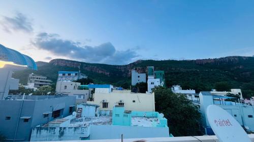 nanda mohan homestay