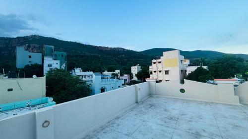 nanda mohan homestay