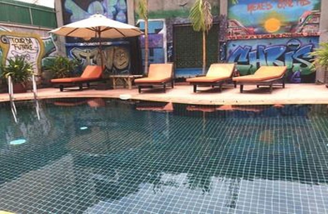 Side Walk Never Die,Angkor Night Market>>Siem Reap,3 star