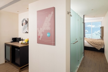 voyage kaohsiung by cosmos oasis