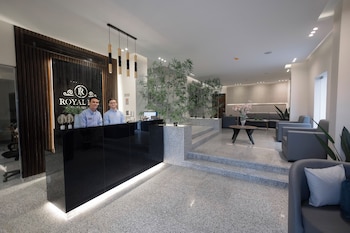 royal inn residence new cairo