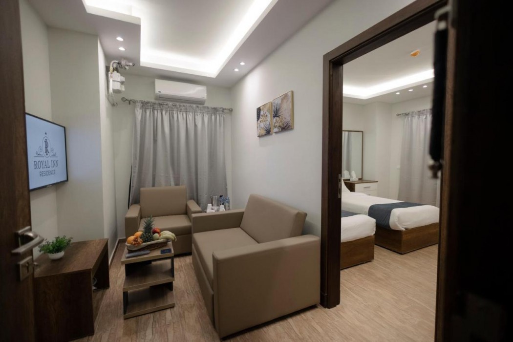 royal inn residence new cairo