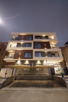 royal inn residence new cairo