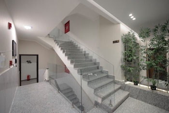 royal inn residence new cairo