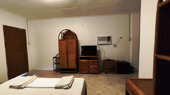 bluewaves resort basdaku by hiverooms