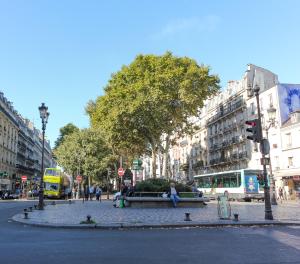 hotel le montmartre saint pierre