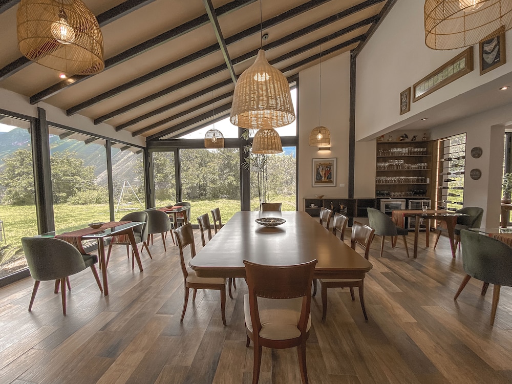 sierra sacred valley