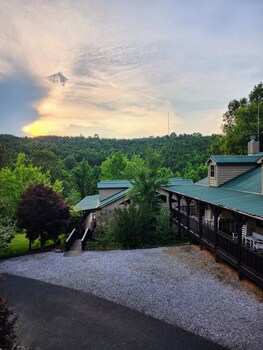 lodge at tellico