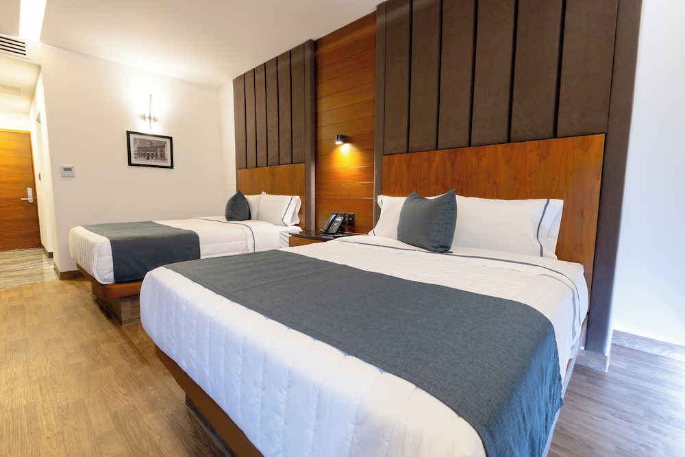 hotel noite business class