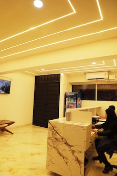 Hotel Heraa Inn,,2 star