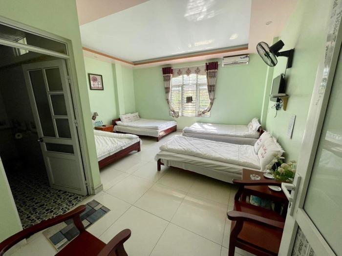 vu huy hostel ha giang by bay luxury