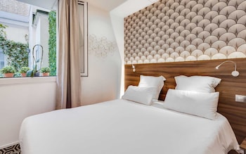 hotel carladez cambronne