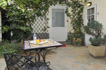 hotel carladez cambronne