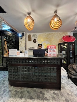 Blueskyhouse Patong,,3 star