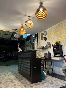 Blueskyhouse Patong,,3 star
