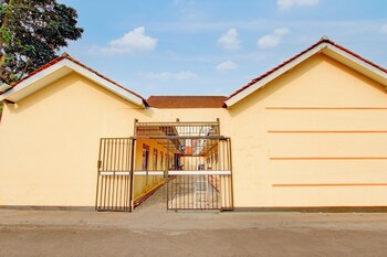 spot on 93988 guest house wijaya syariah