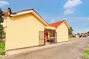 spot on 93988 guest house wijaya syariah