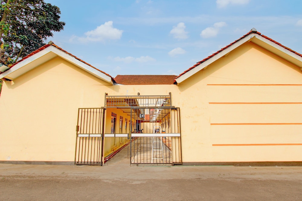 spot on 93988 guest house wijaya syariah